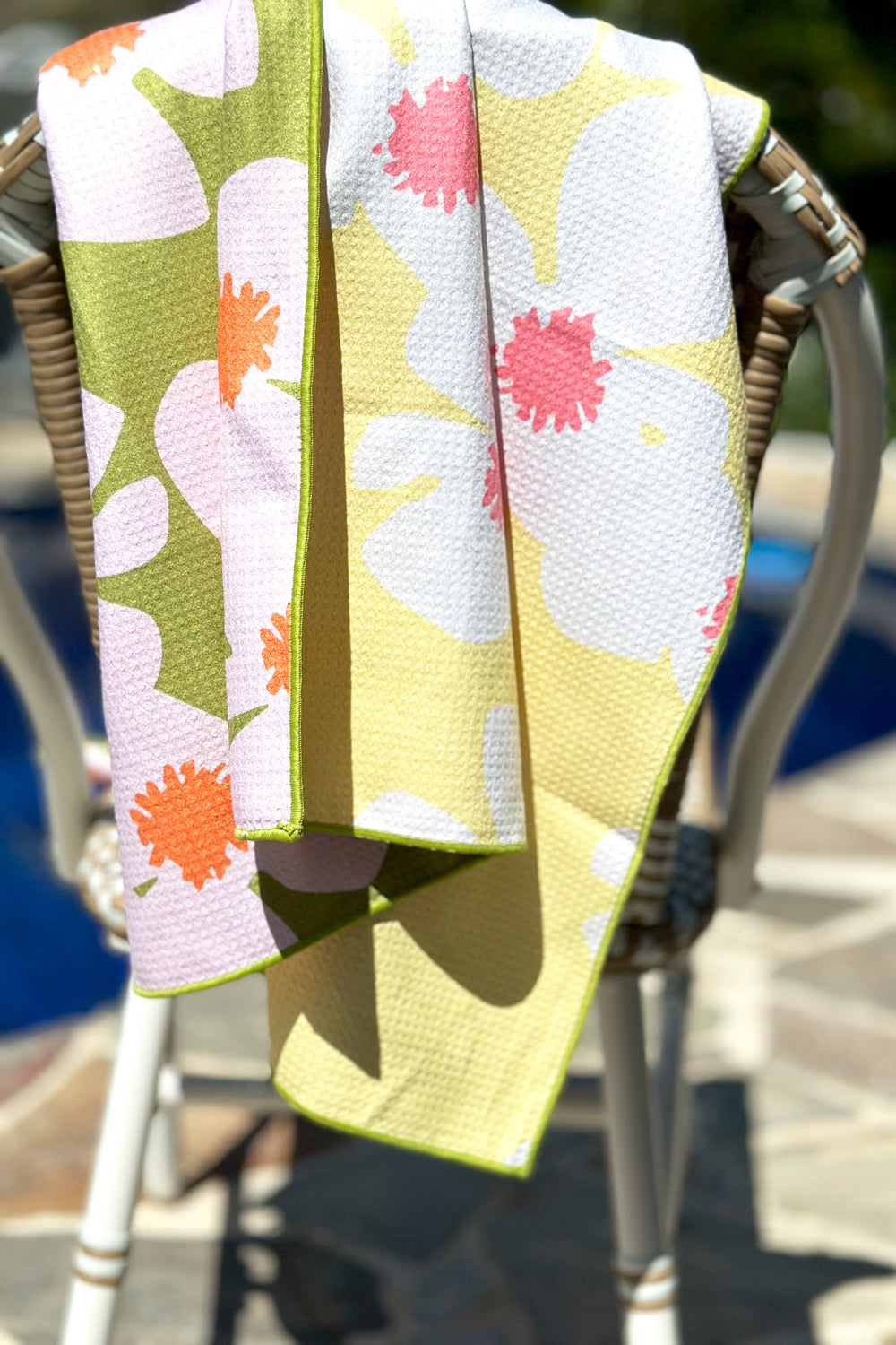 Beach Towel - Kiwi/Lime Zinnia