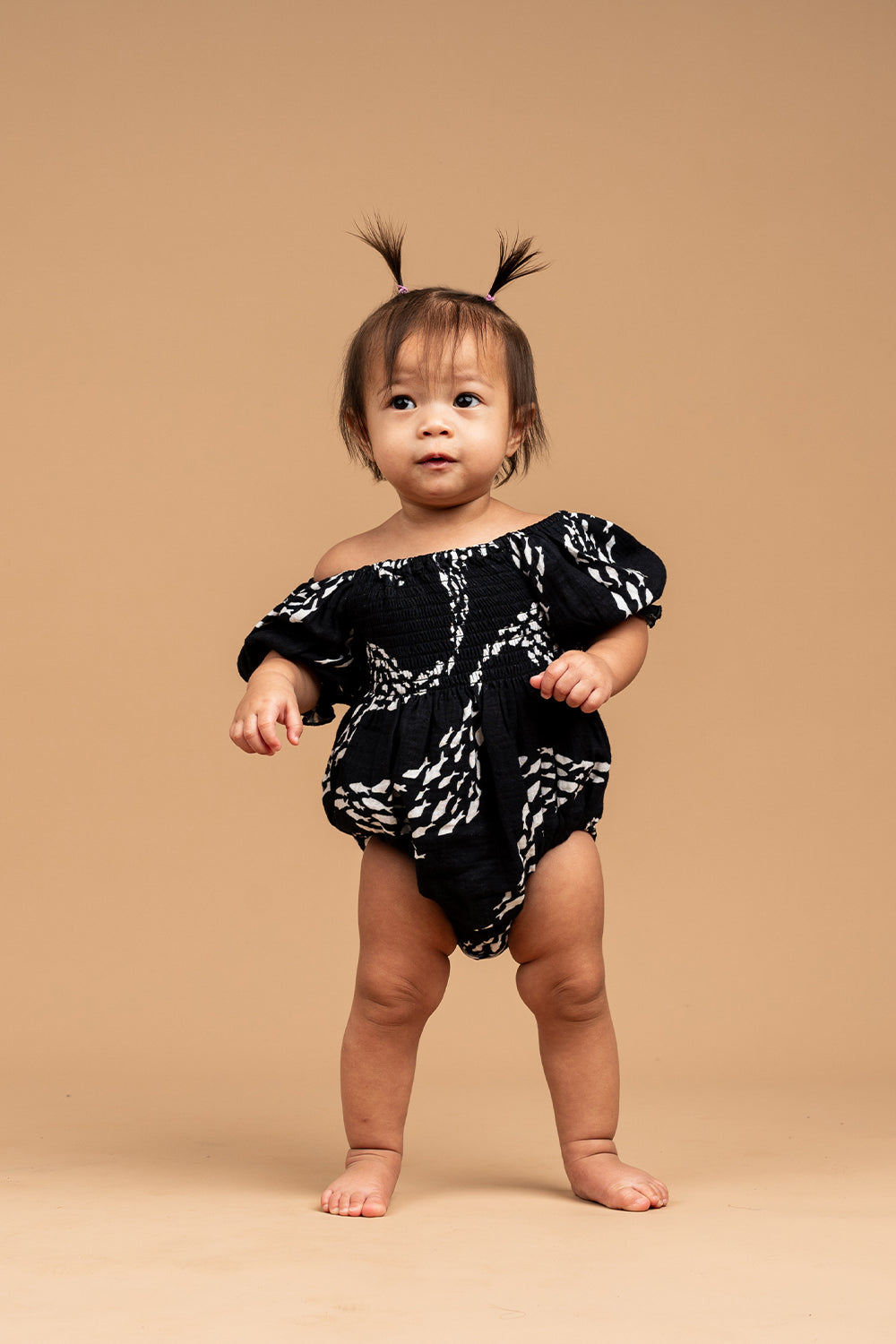 Chloe Muslin Onesie - Black Fish Wave