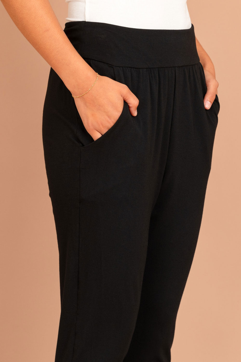 Pant Leon - Black Modal