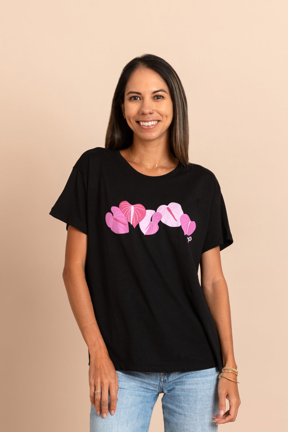 FE x KMC Curved Hi Low Tee - Noir Anthurium Love