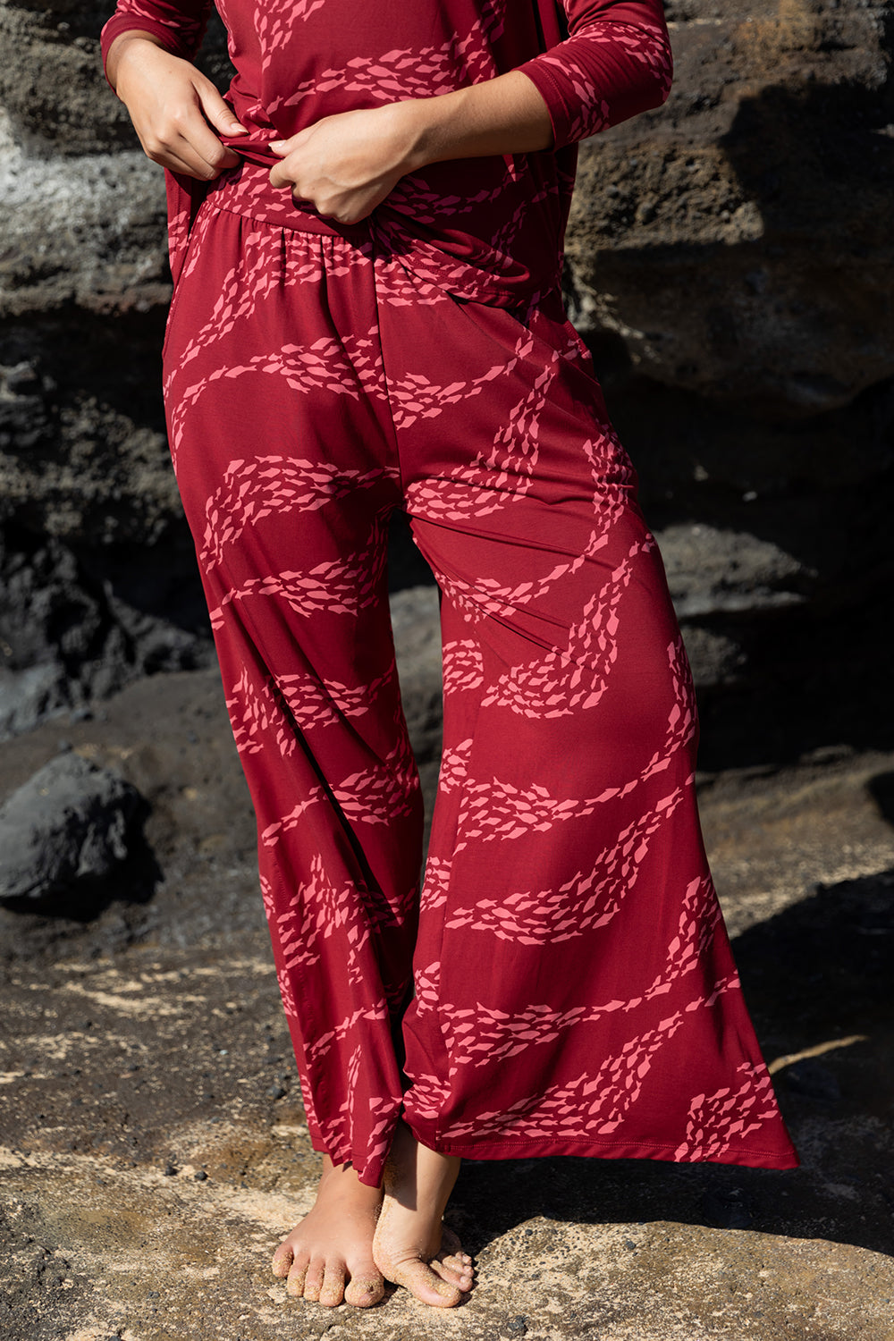 Pant Jessa - Pomegranate Fish Wave