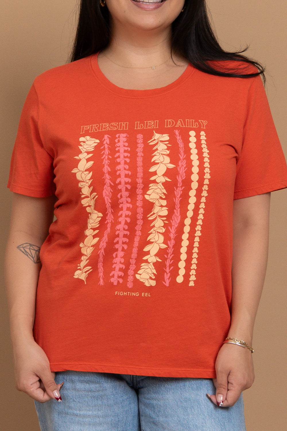 Clementine Tee - Roma Fresh Lei